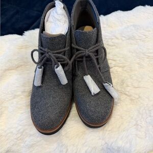 Dr. Scholl's Charcoal Lace-Up Boots